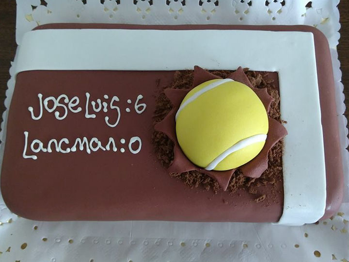 Sabrina Munro Tortas 01